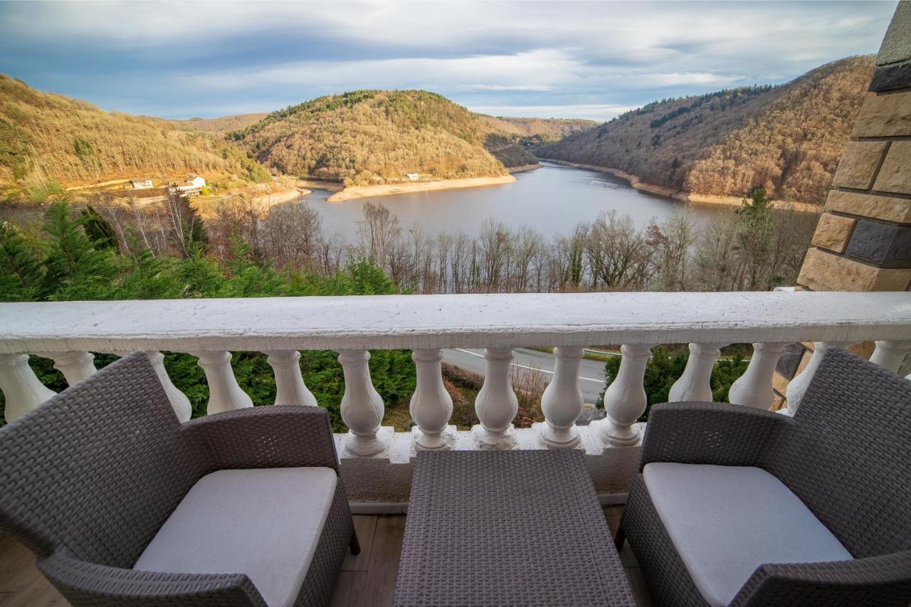 Ma Villa Au Bord De L'Eau Miremont  Экстерьер фото
