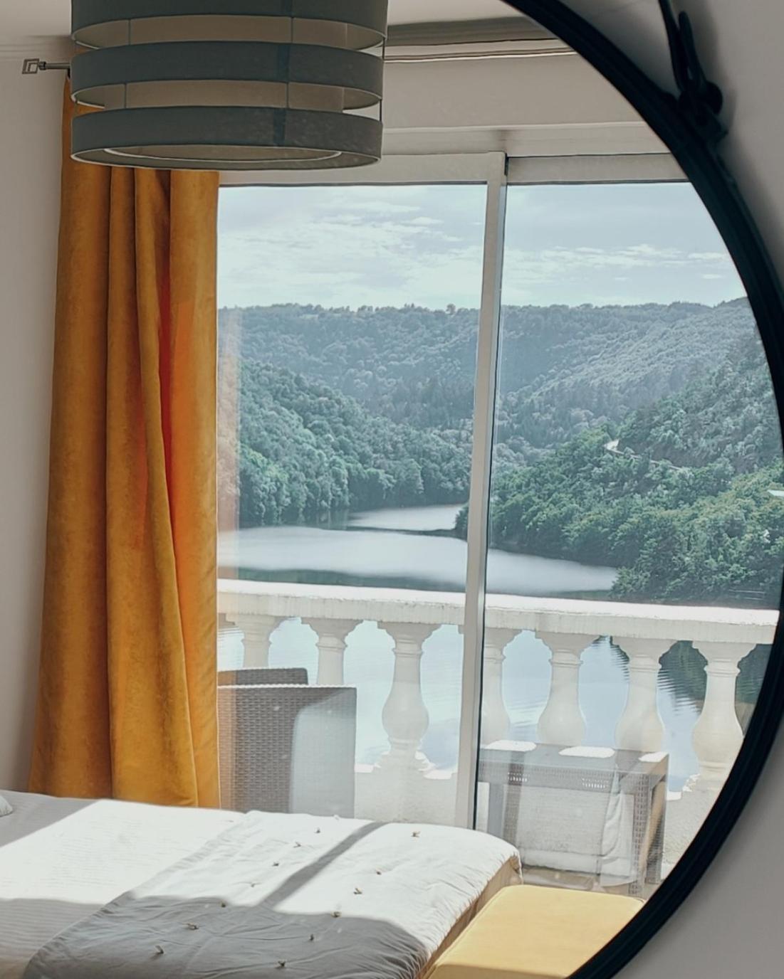 Ma Villa Au Bord De L'Eau Miremont  Экстерьер фото