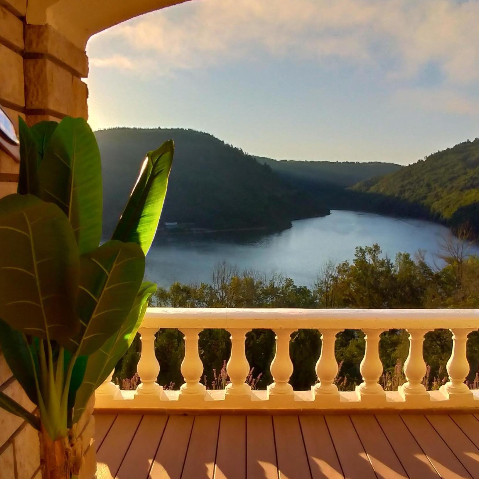Ma Villa Au Bord De L'Eau Miremont  Экстерьер фото